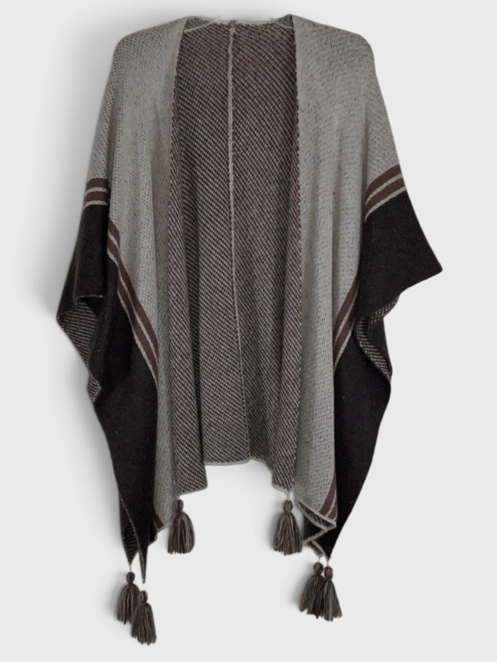 919 10/$50🏄🏻♀️ Brown Poncho Cape